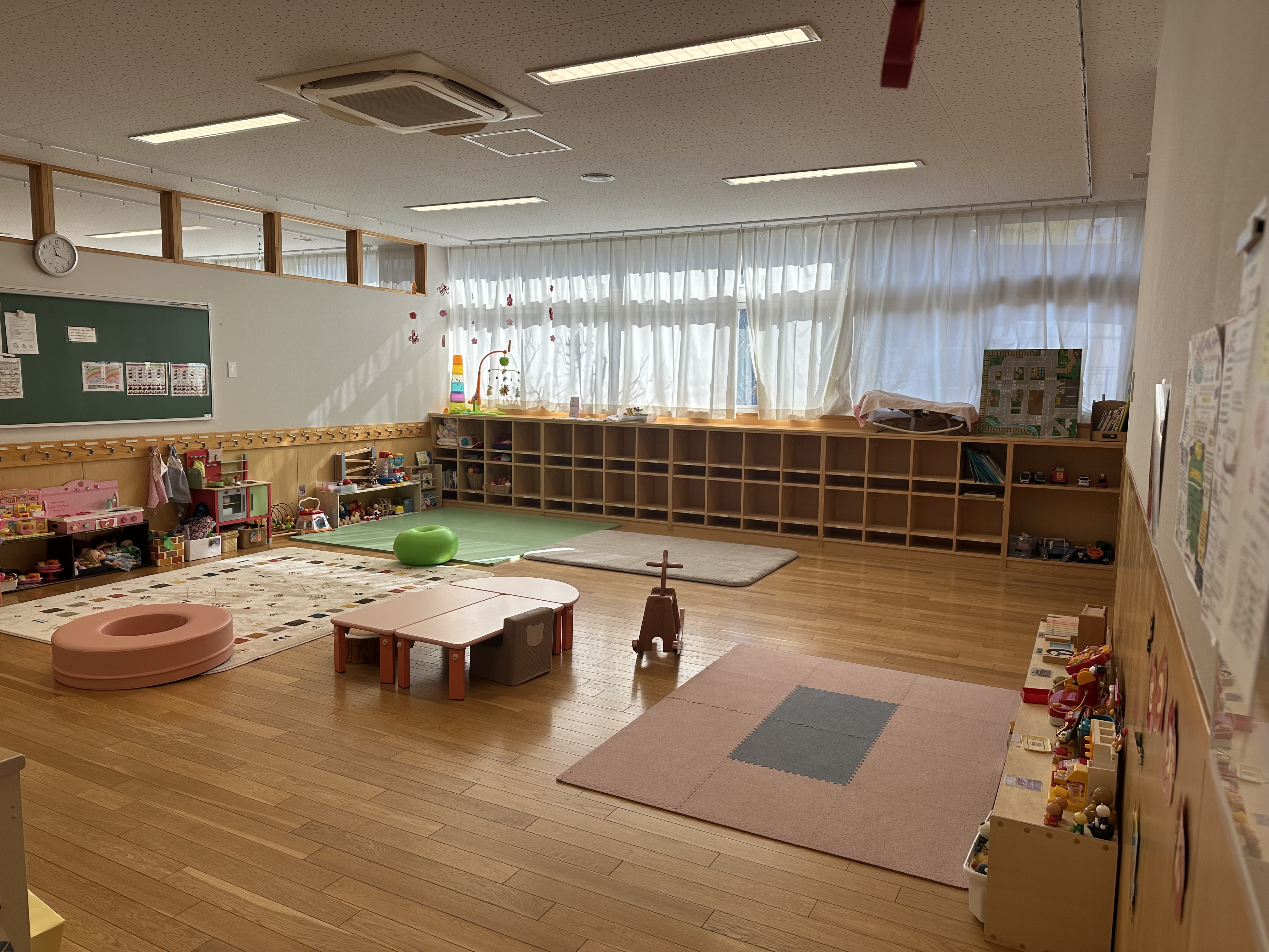 ぽっかぽかルームの室内